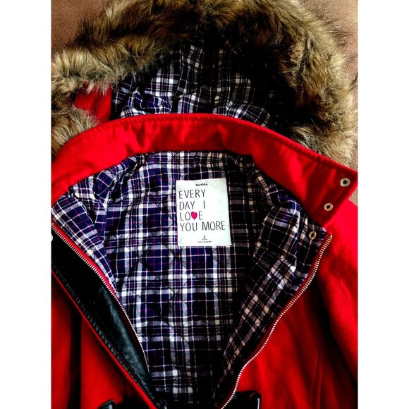 Red Winter Jacket With Faux Fur Hood & Plaid Lining Womens Small - Picture 4 of 5